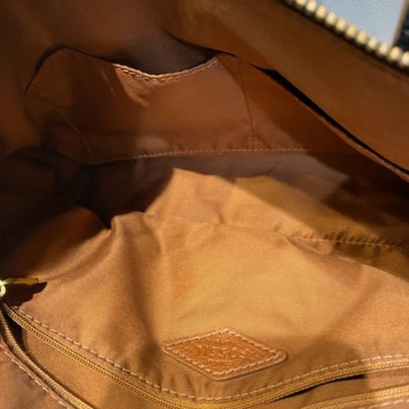 Fossil purse with additional crossbody - Picture 4 of 4